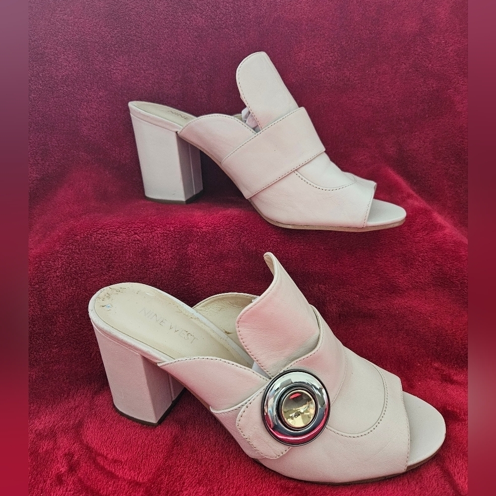 Nine West Leather Cream Block Heel Mules/Sandals-Size 7.5